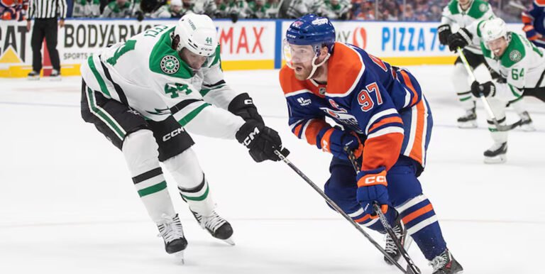 Dallaas Stars in Game 3 loss